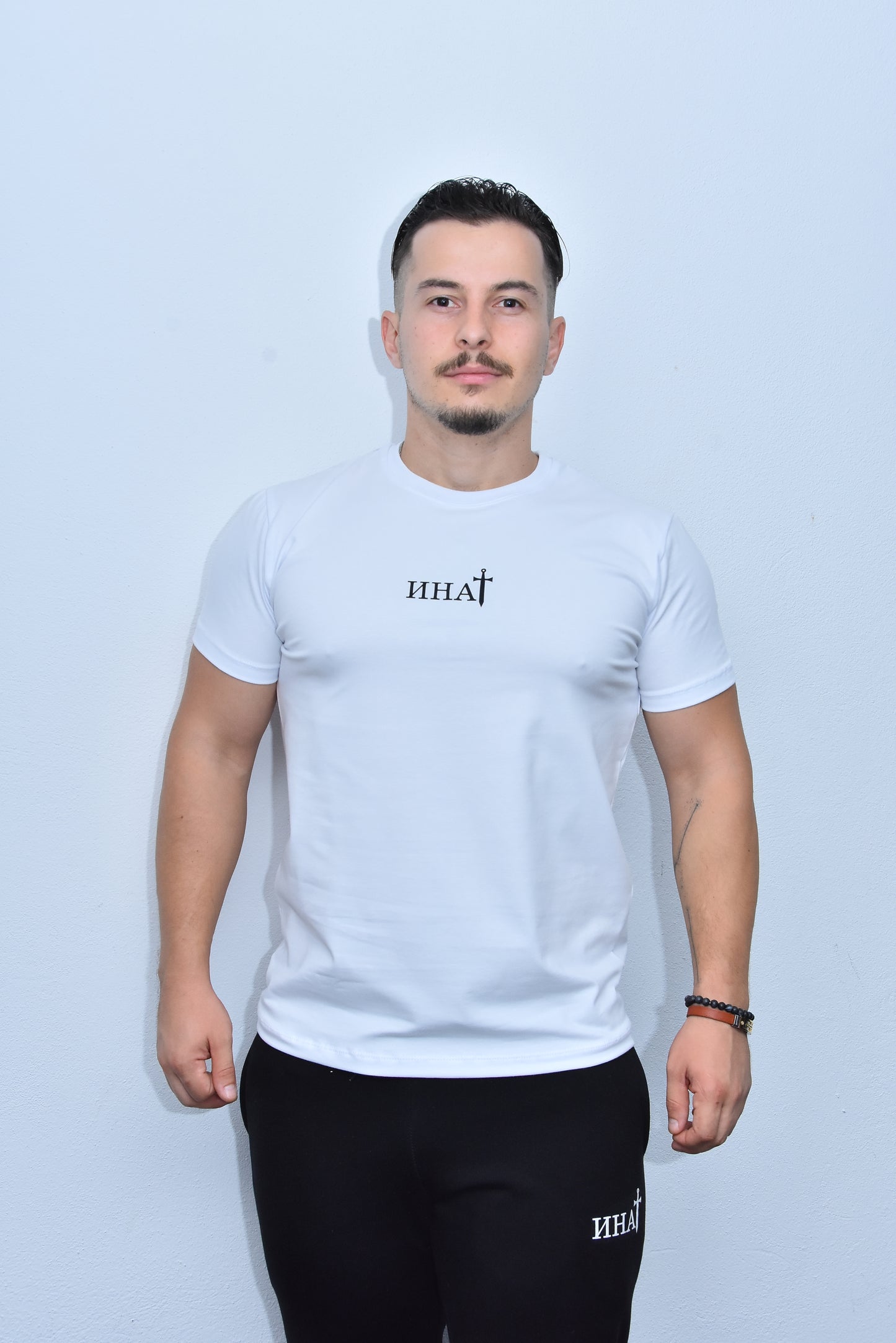 Инат Стандард - М2 - Бела