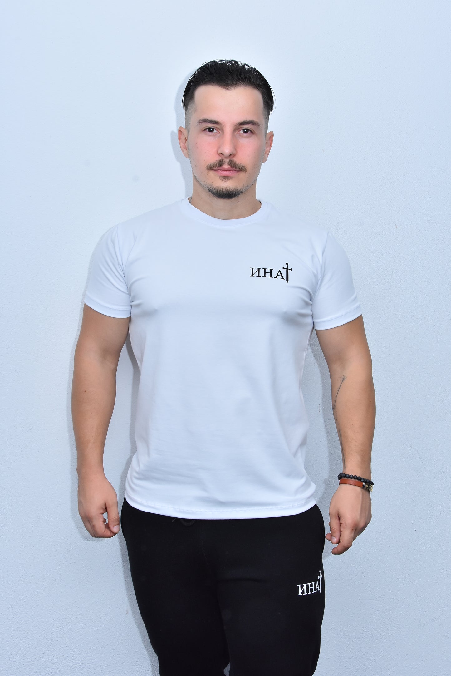 Инат Стандард - М3 -  Бела