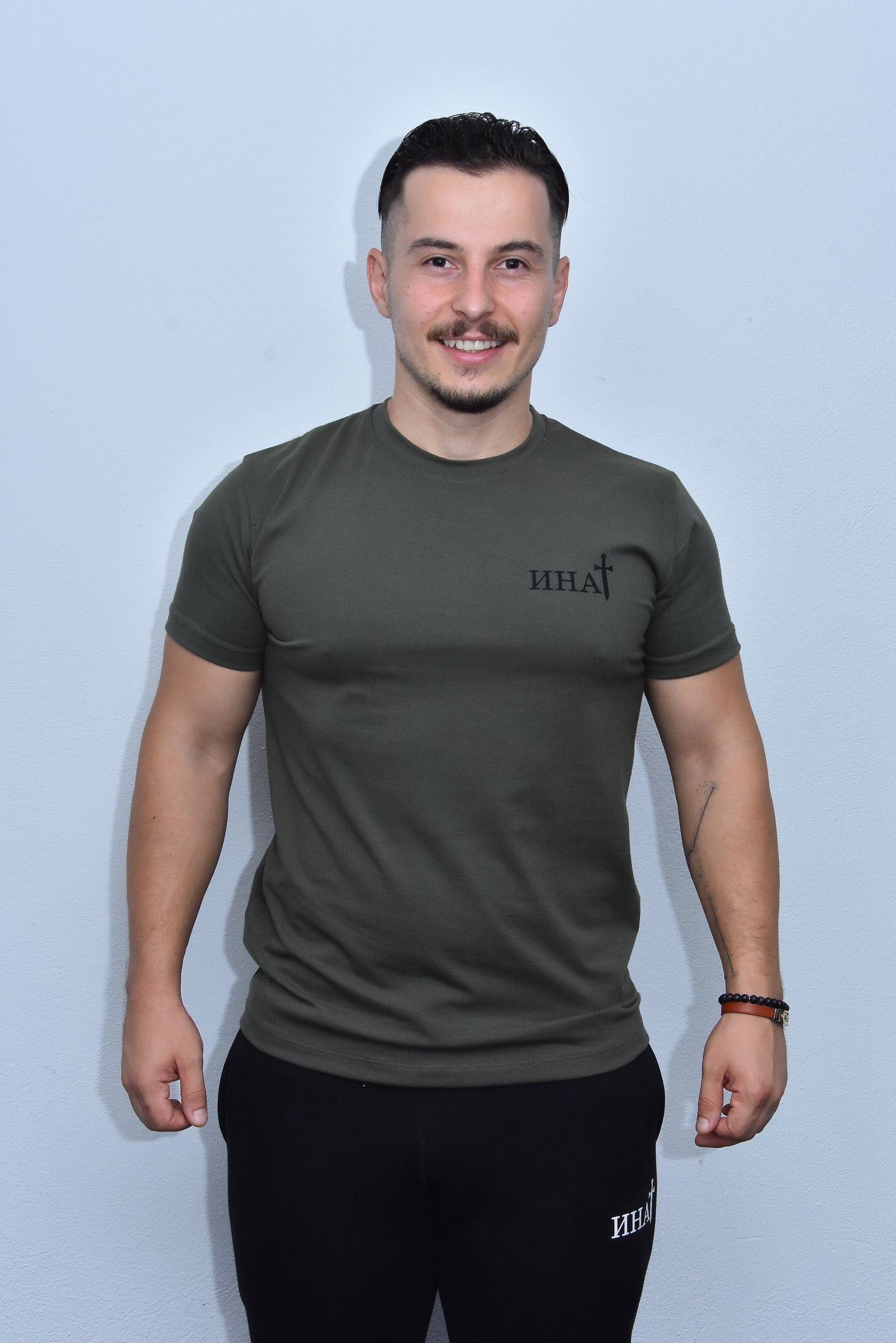 Инат Стандард - М4 - Маслинаста