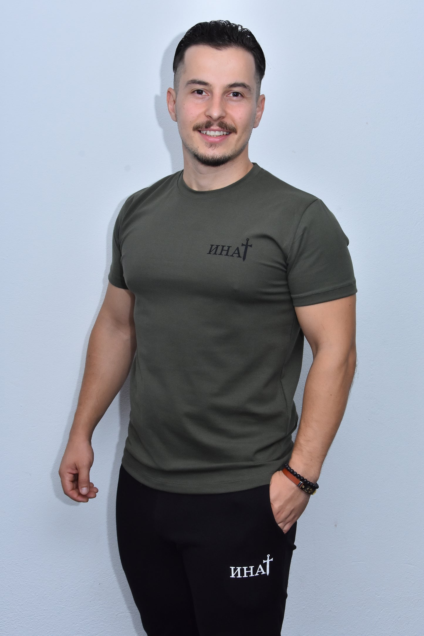 Инат Стандард - М4 - Маслинаста