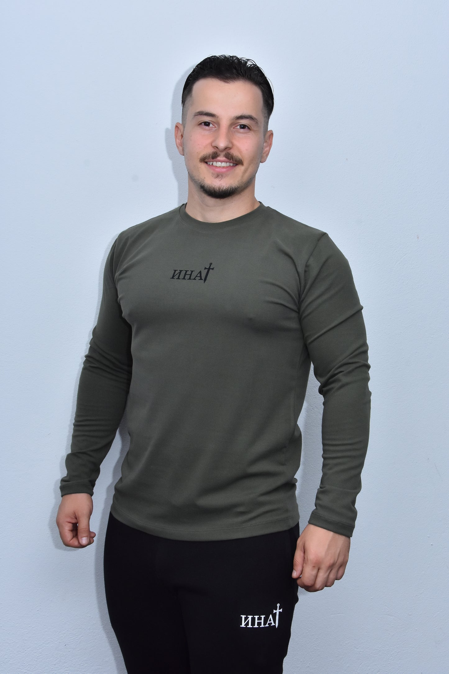 Инат Мајица Дугих Рукава - М1 - Маслинаста