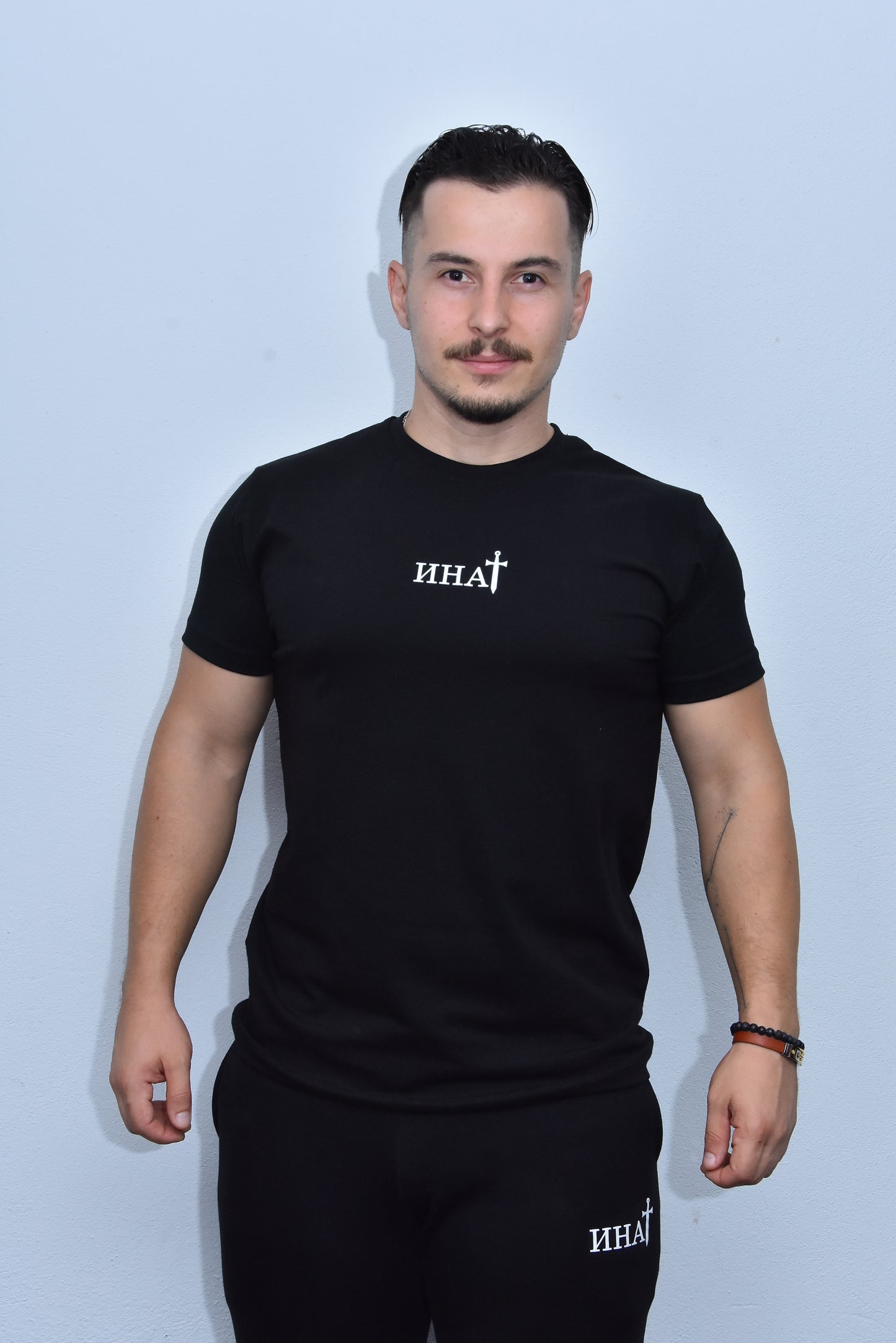 Инат Стандард - М2 - Црна